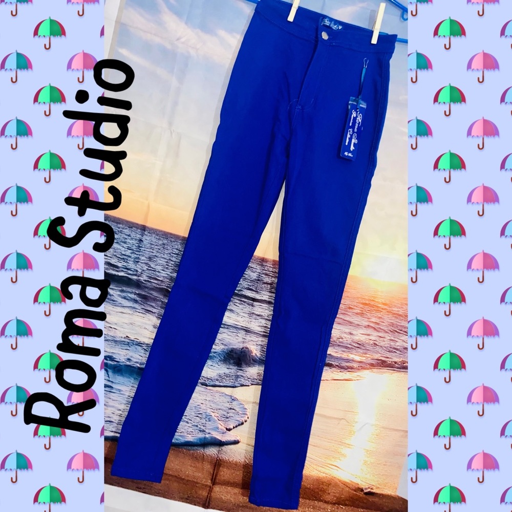 Roma Studio Skinny Jeggings with Extra Button NWT Neon Blue
